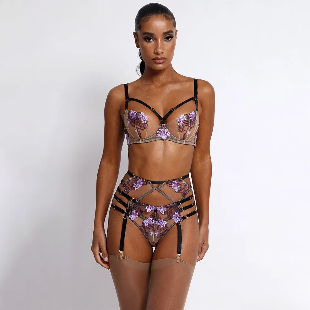Three-point Lace Belt Underwire Garter Underwear Set