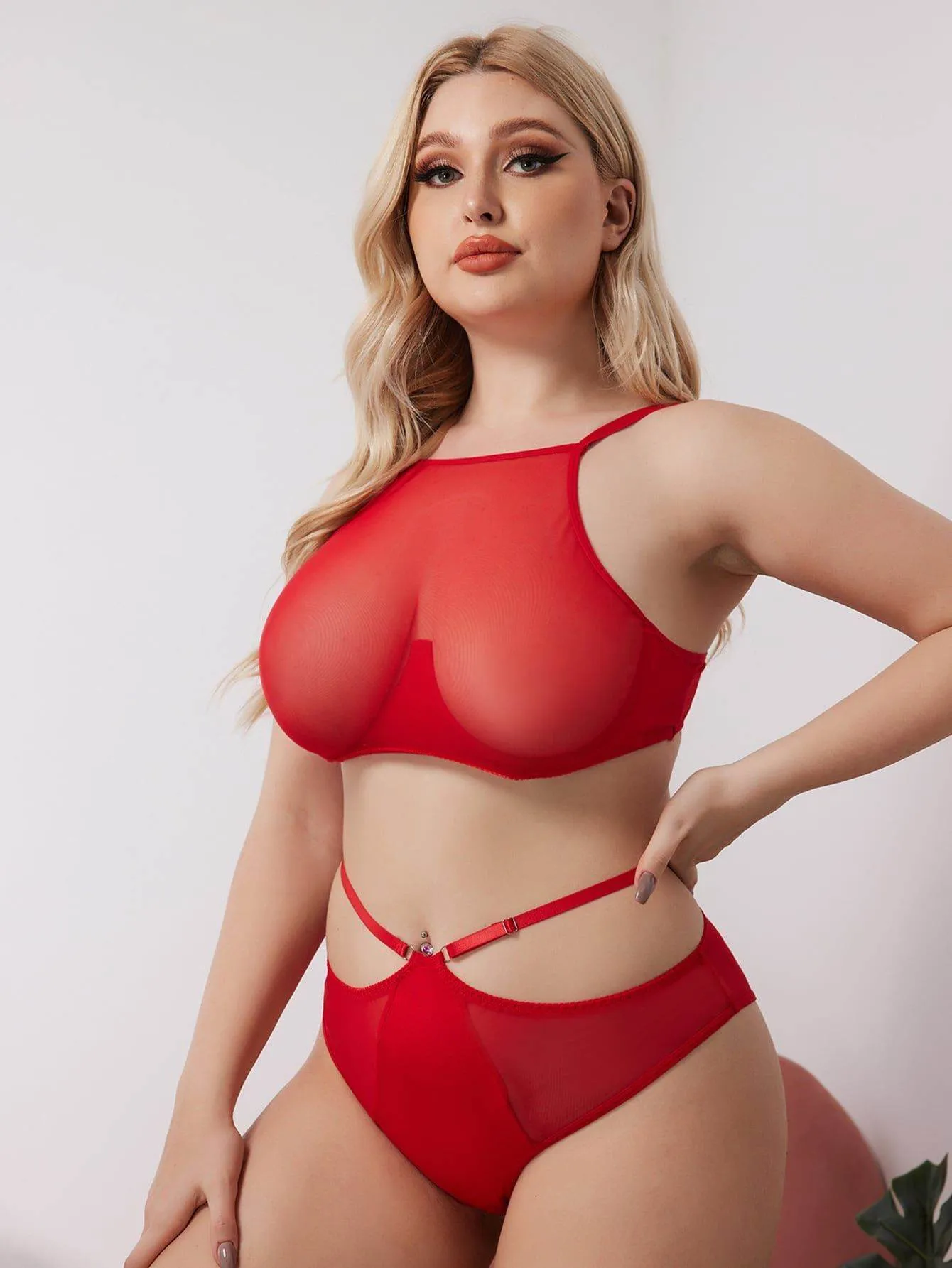 Three Point Underwear And Garter Belt Hollow Perspective Suit