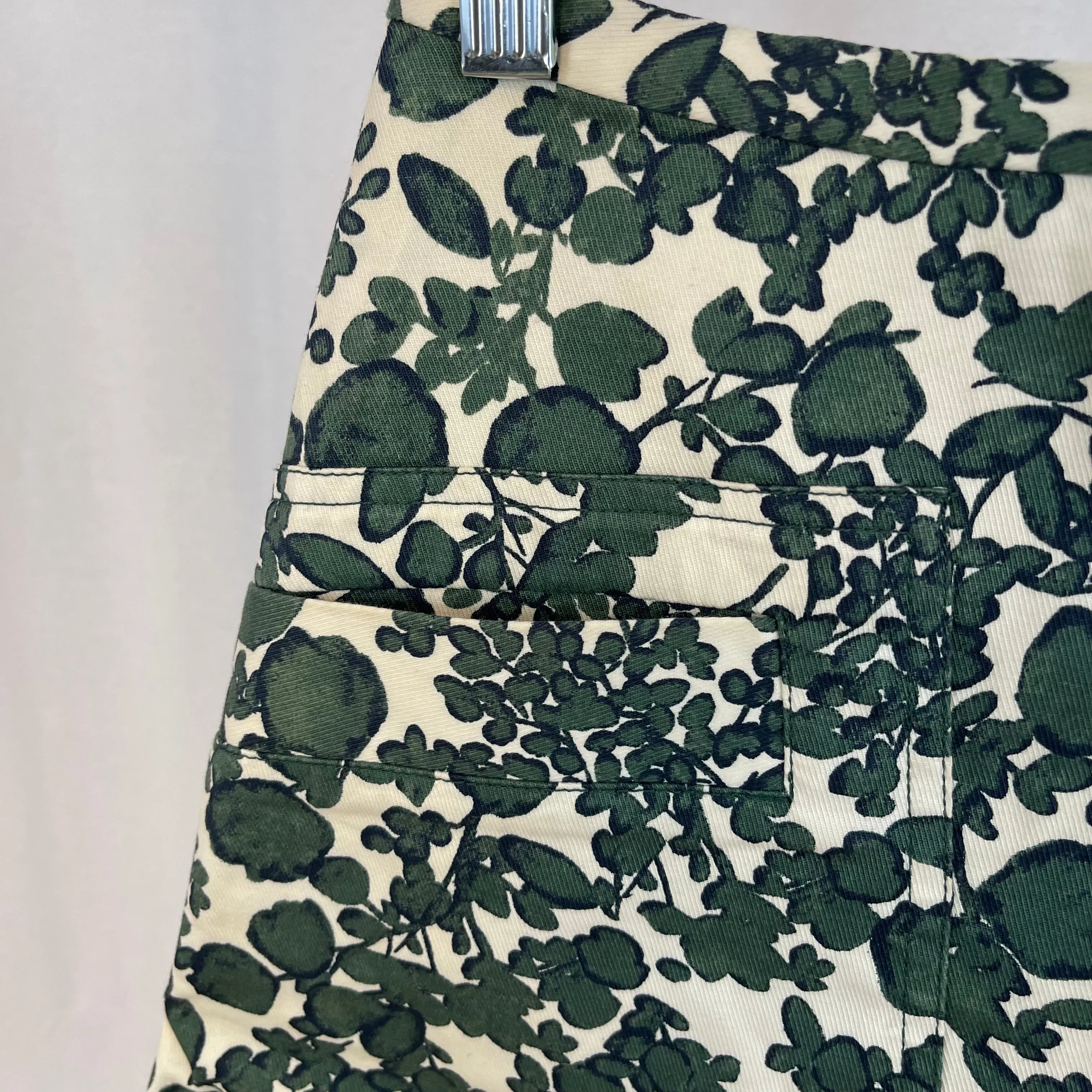 Tory Burch Priscilla Twill Green Floral Skirt size 4