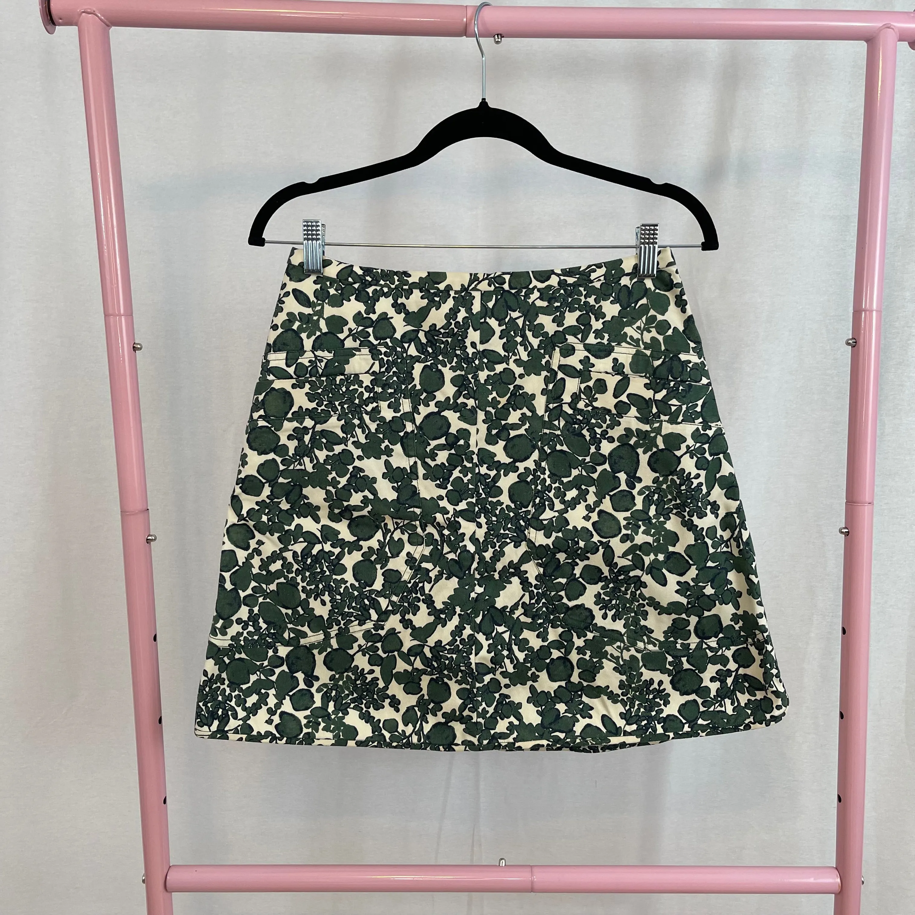 Tory Burch Priscilla Twill Green Floral Skirt size 4