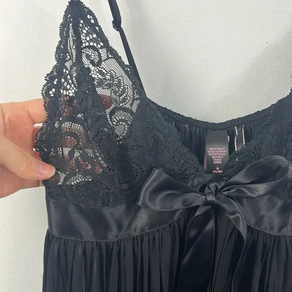 Victorias Secret Black Lace Sheer Satin Bow Baby Doll Lingerie Camisole Womens M
