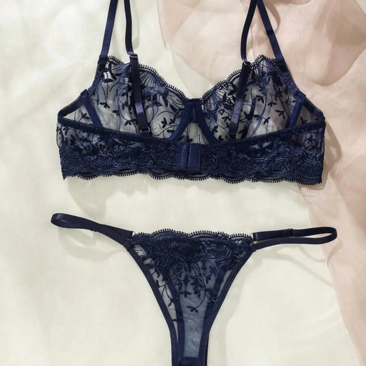 Vivi Two Piece Lingerie - Navy Blue
