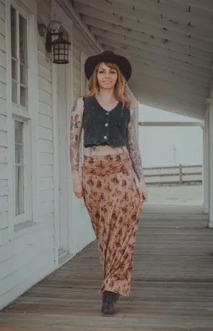 Western Bucking Horses Print Knit Maxi Skirt