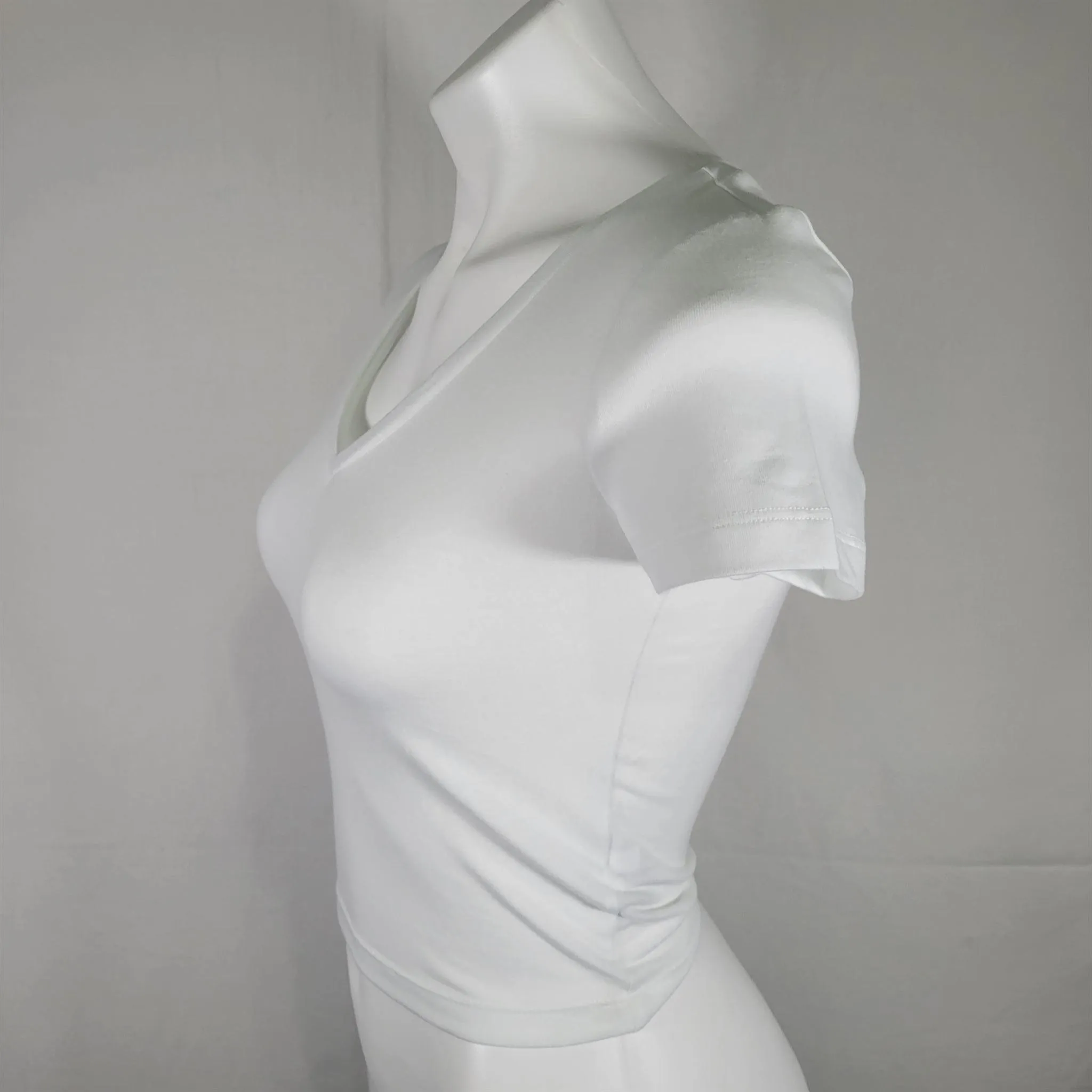 Wild Fable Short Sleeve V-Neck Cropped T-Shirt - Women's White
