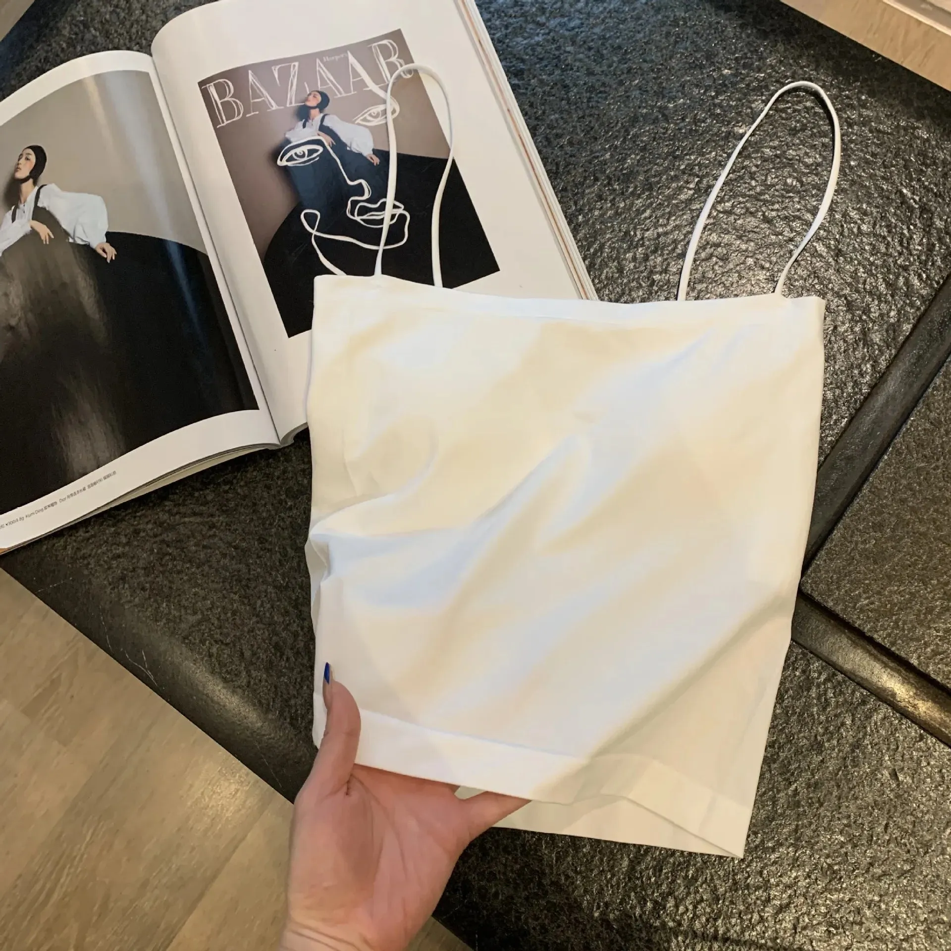 Women's Sexy Spaghetti Strap Crop Top - Fashion Camisole Wirefree Brassiere, Seamless Underwear Tank Top