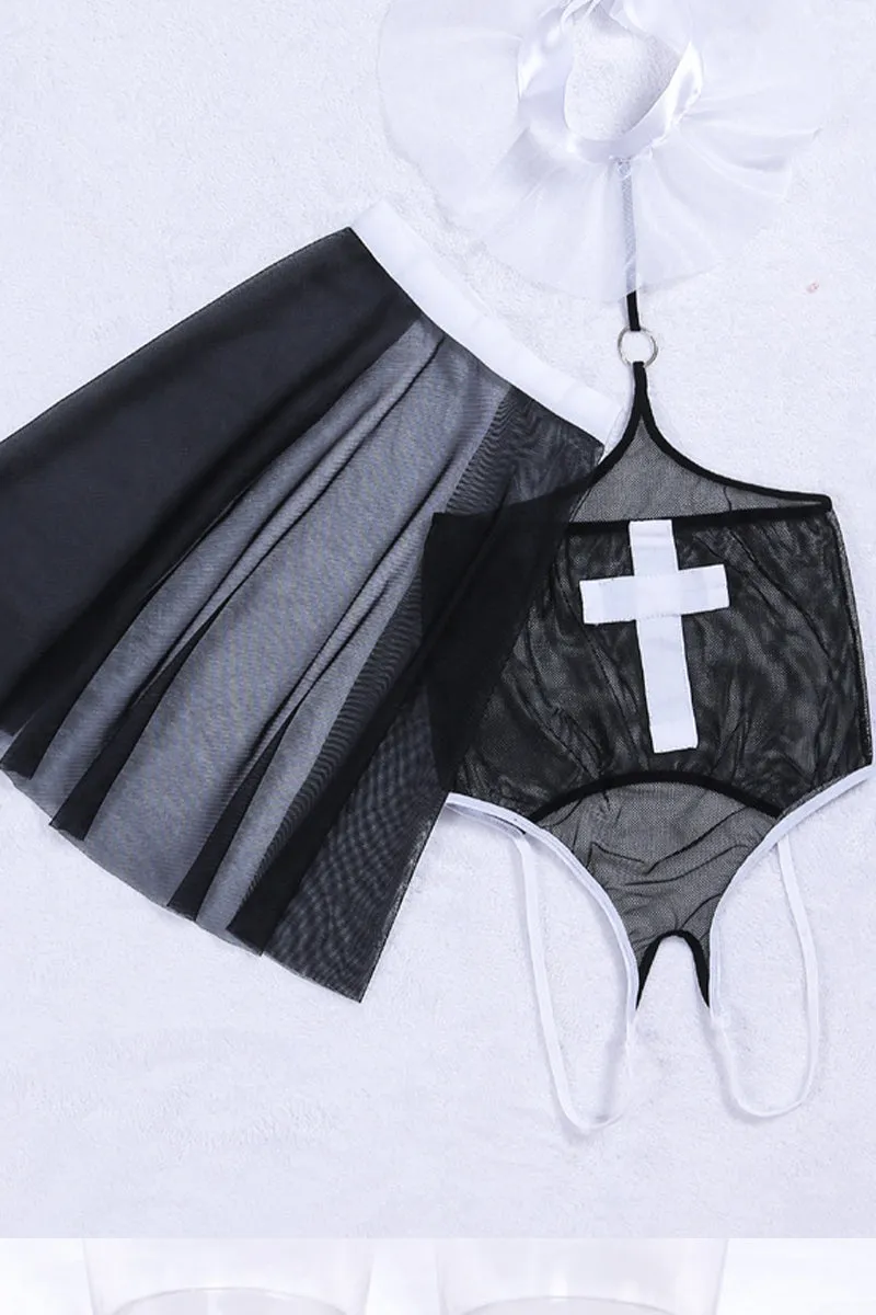 XQ3431 Fishnet Intimate Set