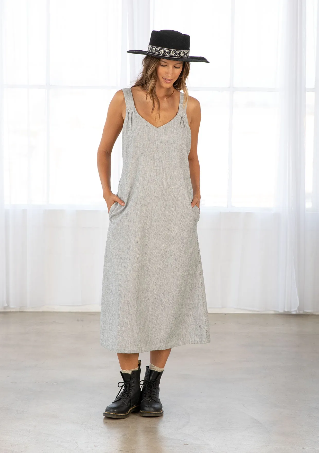 Yarn Dye Boho Linen Blend Sleeveless Midi Dress