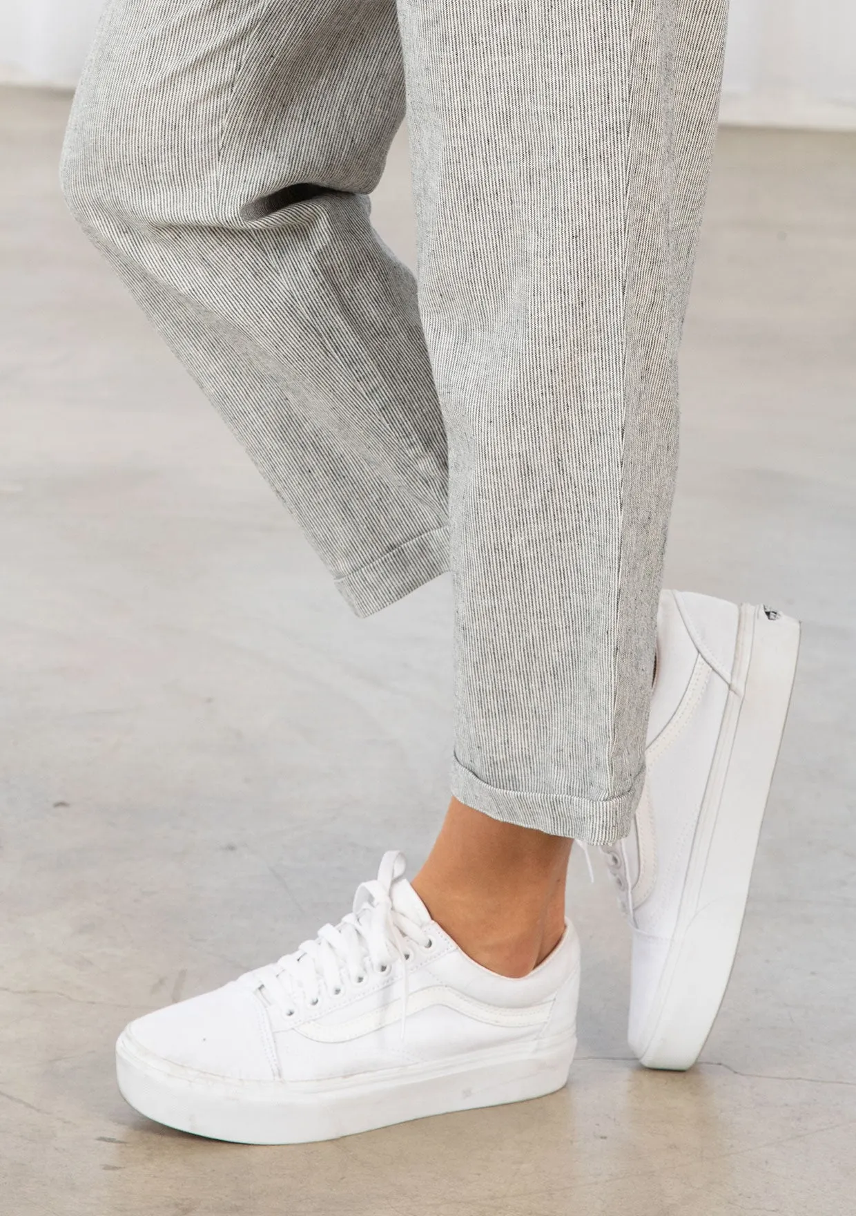 Yarn Dye Linen Blend Cuffed Pants